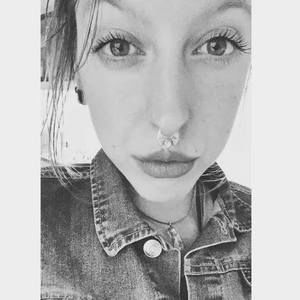 Meet your Posher, Katelyn